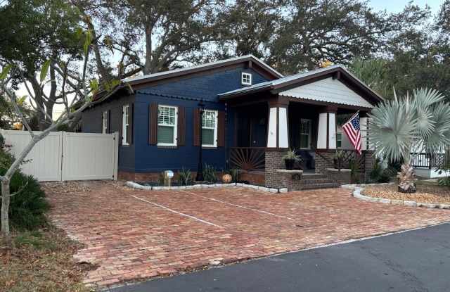 525 LEXINGTON STREET - 525 Lexington Street, Dunedin, FL 34698