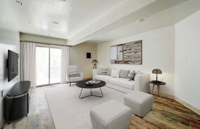 Newly Remodeled 3 Bed / 2 Bath on Vulcan Ave  Close To Moonlight Beach! photos photos