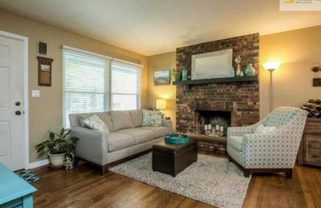 7721 Rosewood Drive photos photos