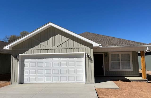 Introducing a newly constructed 3-bedroom, 2-bathroom house in the desirable location of Russellville, AR. - 315 West 5th Street, Russellville, AR 72801