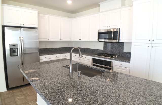 4 bedroom for lease in Chino Preserve Gallery 3