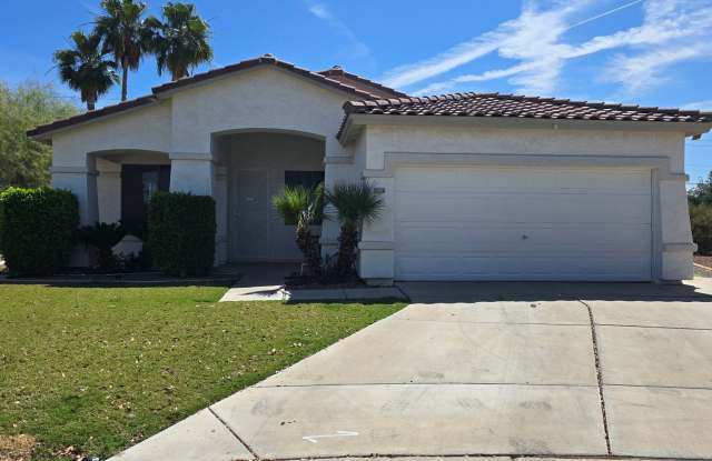 Clean and Cozy home in desirable area! photos photos