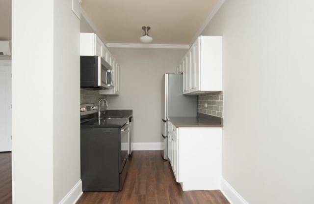 815 Lakeside Pl. Gallery 2