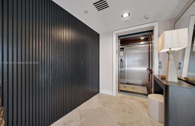 9559 Collins Ave photos photos