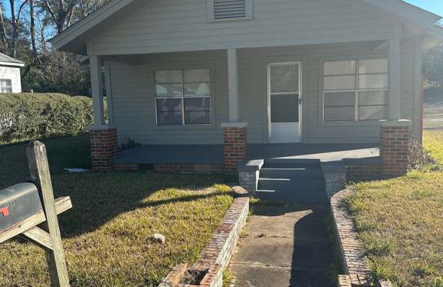 329 Oglesby St., Greenville - 329 Oglesby Street, Greenville, AL 36037