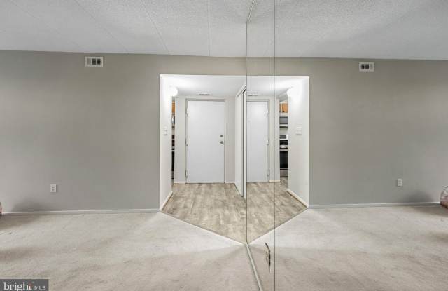 5715 HARPERS FARM Road Gallery 4