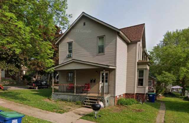 416 1/2 Callon St Gallery 2