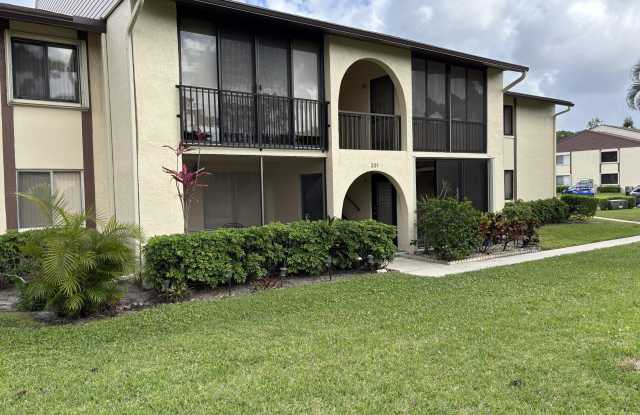 331 Knotty Pine Circle unit: B-2 photos photos