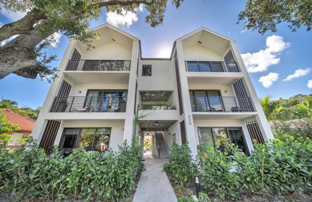 320 Ne 126th St photos photos 320 Ne 126th St photos photos