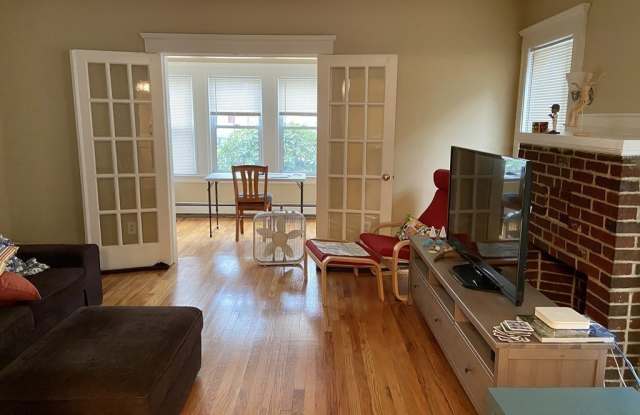 104 Belmont St Gallery 4