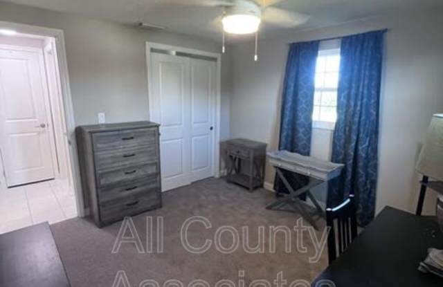 4122 Hampton DR Gallery 4