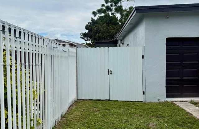 10357 SW 174th Ter photos photos 10357 SW 174th Ter photos photos