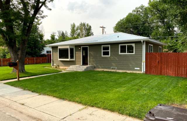 3 Bedroom 1 Bath Home in Great Neighborhood W/ Many Amenities in Lander, WY photos photos 3 Bedroom 1 Bath Home in Great Neighborhood W/ Many Amenities in Lander, WY photos photos