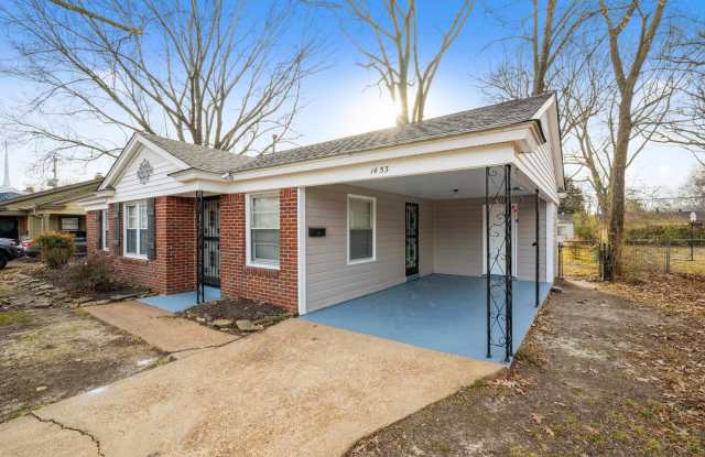 1453 COLONIAL photos photos