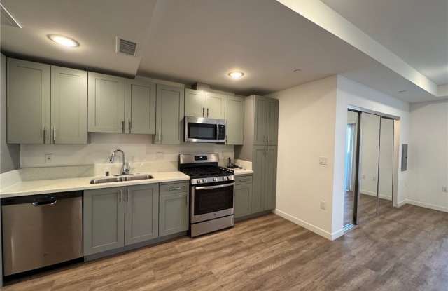 1025 S Berendo Street photos photos