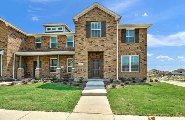 3737 Malibu Drive photos photos