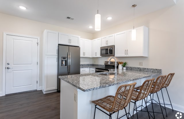 The Grand Luxury Apartments - 3 Murtha's Way, Hartford County, CT 06035 The Grand Luxury Apartments - 3 Murtha's Way, Hartford County, CT 06035