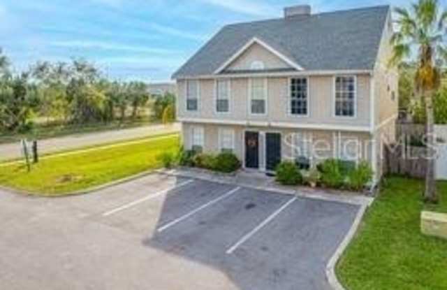 132 DOUGLAS Road W Gallery 2