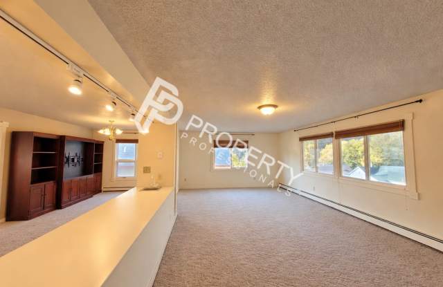 Home for Rent in New Castle Gallery 3