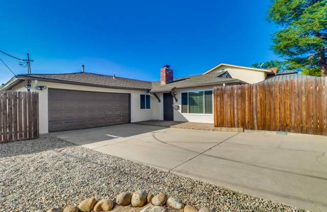 Pristine 4 bedroom, 2 bath, single level home in La Mesa photos photos
