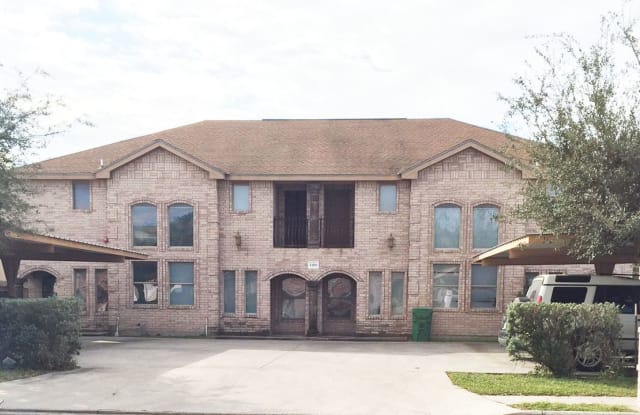 1209 W Kiwi Ave - 1209 West Kiwi Avenue, Pharr, TX 78577