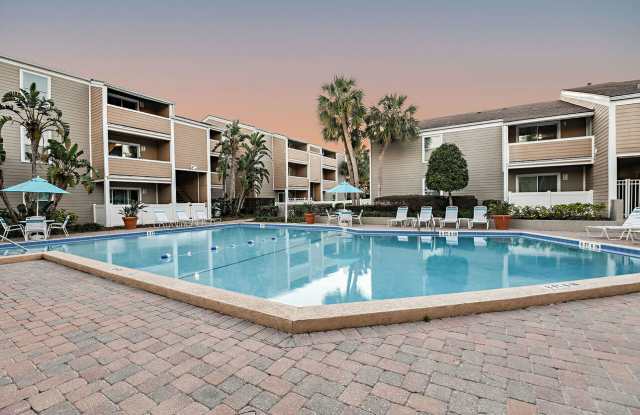 Woodlake Villas Gallery 2