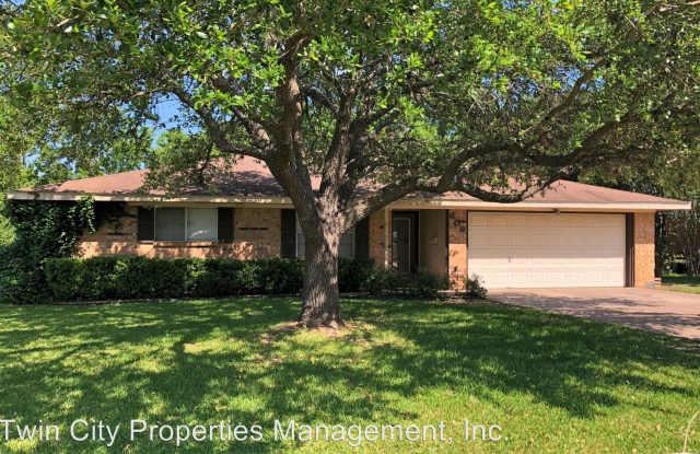 609 Avondale - 609 Avondale Avenue, Bryan, TX 77802