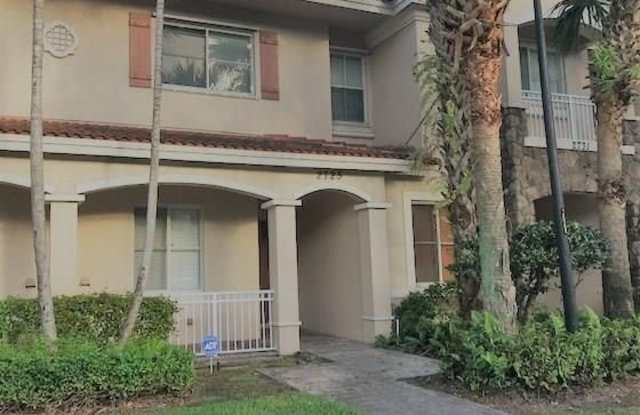 2725 SW 82nd Ave photos photos
