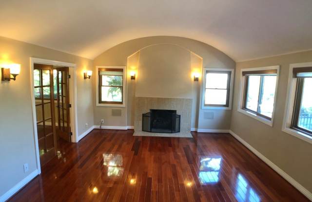 3384 Bennett Drive Gallery 4