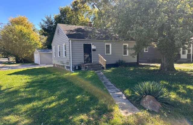 2 bed 1 bath, corner lot, 2 car detached garage, full basement. Gallery 1