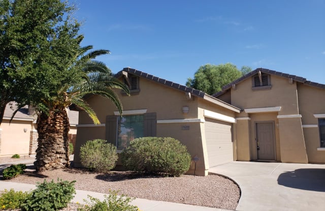 934 E RUNAWAY BAY Place - 934 East Runaway Bay Place, Chandler, AZ 85249