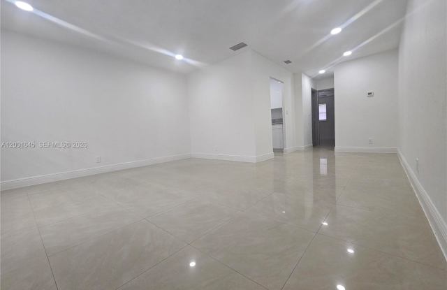 700 Northeast 46th Court Gallery 4
