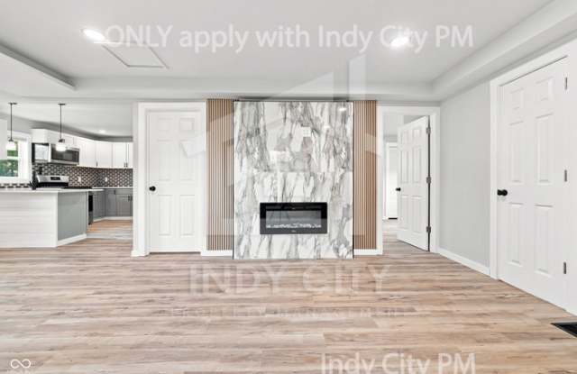 1062 North Tremont Street Gallery 3