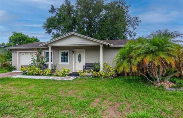 809 FLORIDA PARKWAY photos photos
