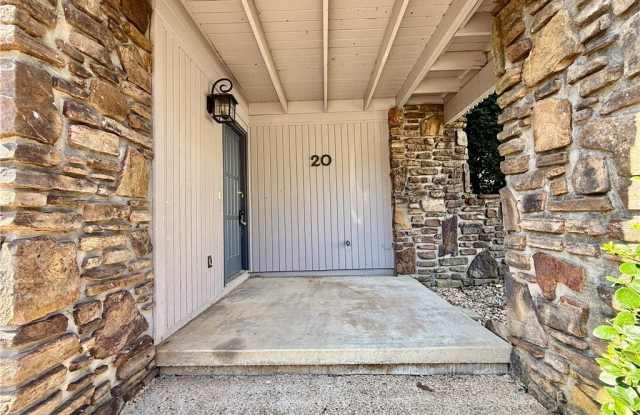 20 Annette Lane Gallery 4