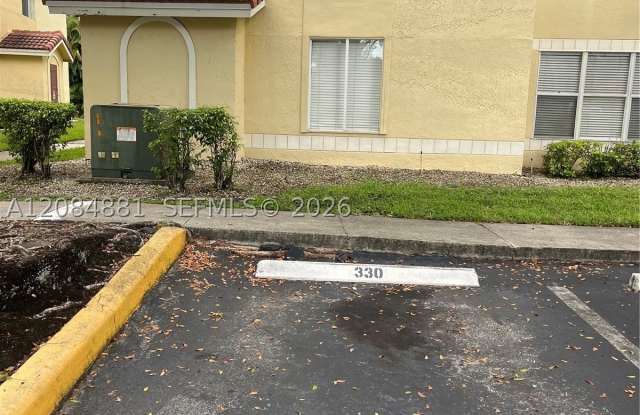 437 Vista Isles Dr Gallery 2