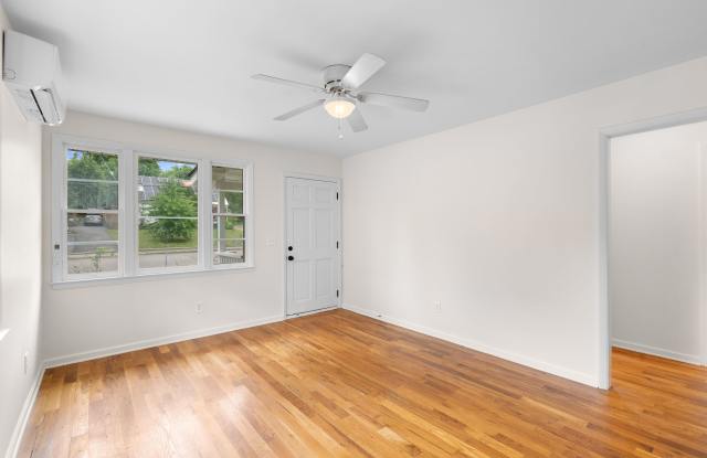 1036 Seymour Avenue - A photos photos