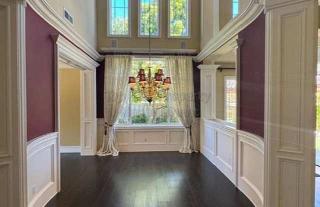 Spacious (5+bed/3bath) Home with Huge Backyard Near Award-Winning Schools - Available NOW photos photos