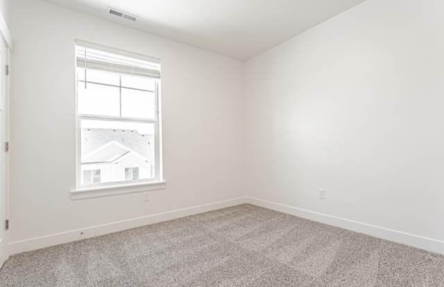 898 Hemsworth Way photos photos
