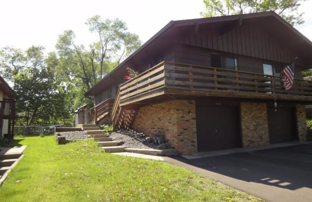 246 Jackson Avenue N - 246 Jackson Avenue North, Hopkins, MN 55343