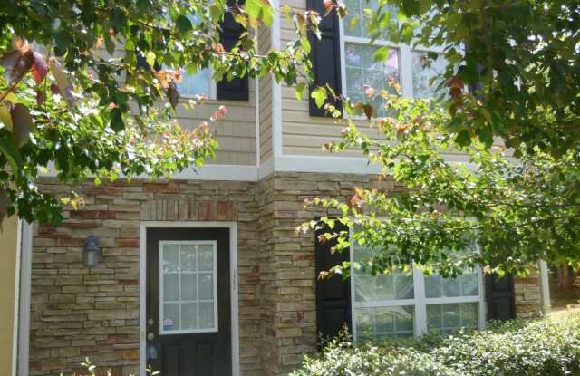 1962 Grove Way photos photos