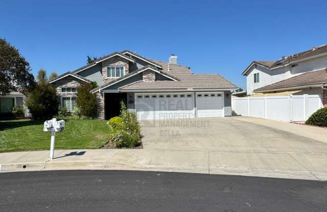 Resort-Style Living in Temecula – Pool Home with Designer Upgrades & 3-Car Garage photos photos