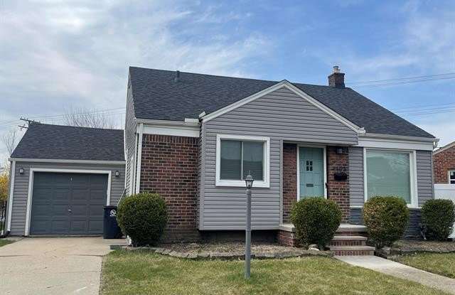 4103 GRANDVIEW Road - 4103 Grandview Road, Royal Oak, MI 48073 4103 GRANDVIEW Road - 4103 Grandview Road, Royal Oak, MI 48073