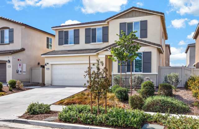 Newer 4-Bedroom 3-Bathroom Two-Story with a Loft! photos photos