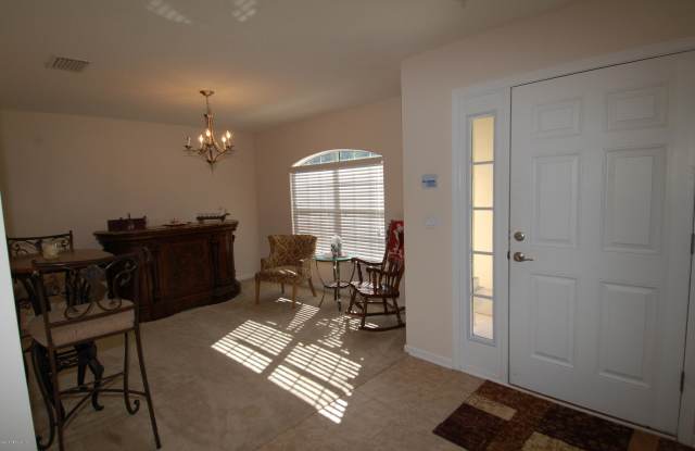 451 SANWICK DR Gallery 4