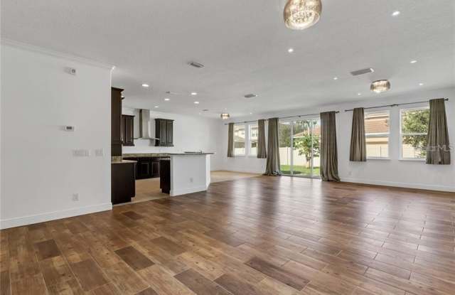 7558 LAKE ALBERT DRIVE Gallery 4