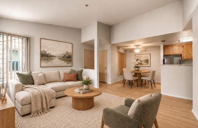 Lakeshore Apartments Gallery 1