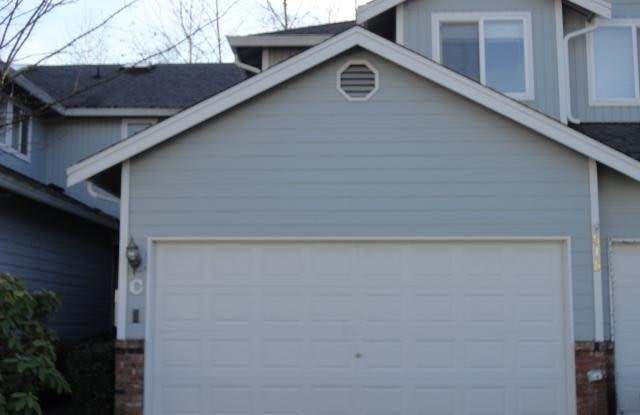 Bright  Spacious Everett Condo – 3 Bed, 2.5 Bath | Millbrook Community photos photos