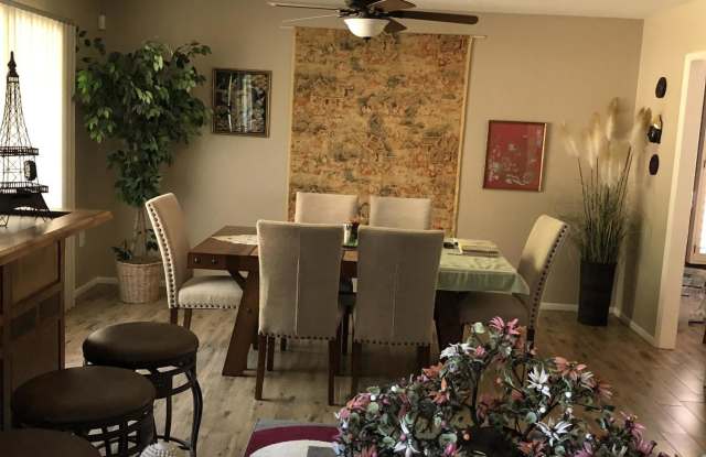 12606 W PARKWOOD Drive Gallery 3
