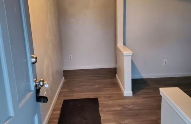 5505 Donna Dr Gallery 3